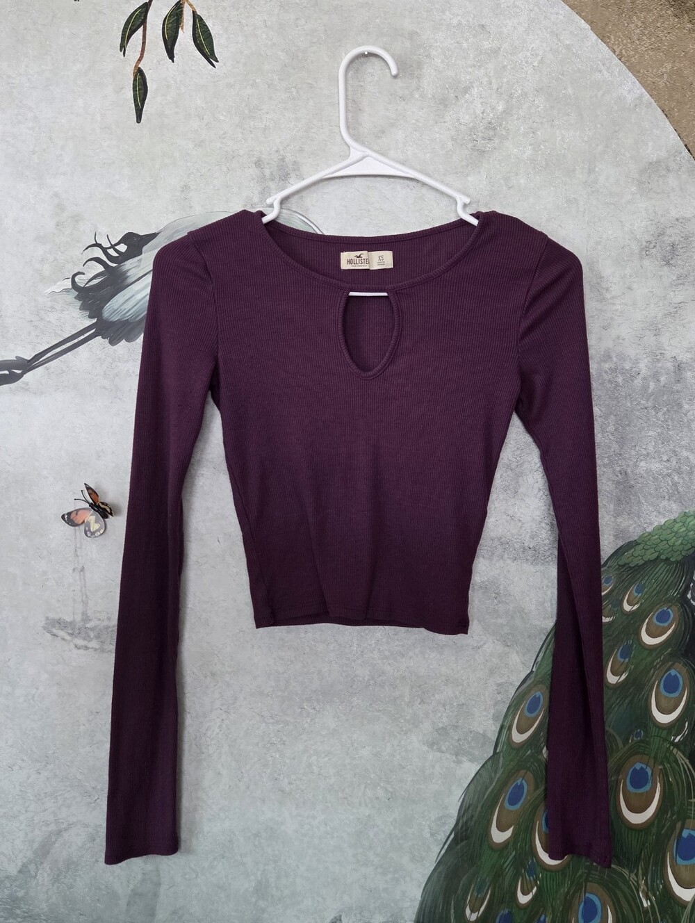 Hollister Plum Ribbed Long-Sleeve Keyhole Crop Top